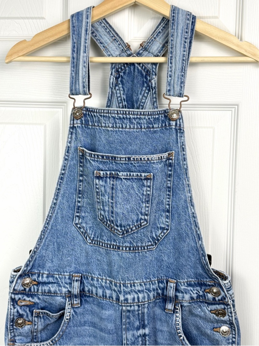 American Eagle Distressed Denim Overalls Medium Wash Jeans Womens Size Small NEW - Picture 3 of 8